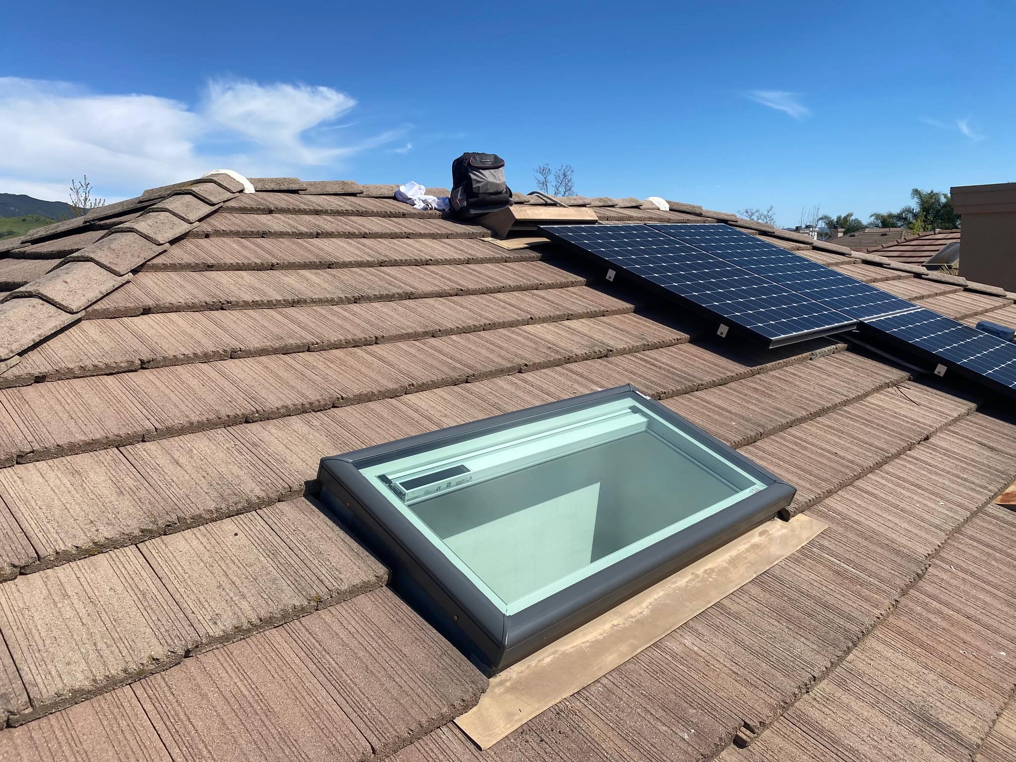VELUX FCM 1430 Fixed Curb Mount Skylight - Image 7